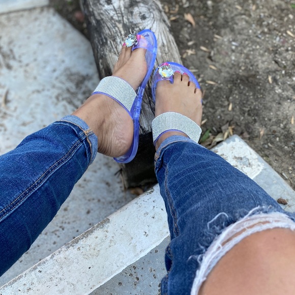 Clear Jellie Rhinestone Bling Bling Sandals - Picture 6 of 8